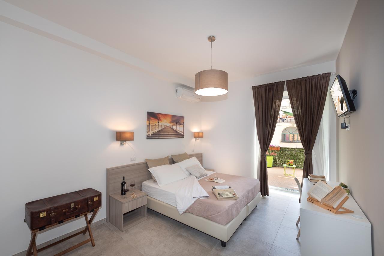 Bed and Breakfast Roof Garden Salerno Exterior foto